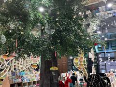 -钟书阁(松江泰晤士小镇店)