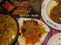 -香巴拉云南餐厅(华莱坞店)