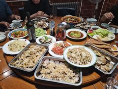-胶东海鲜大排档(北太平庄店)