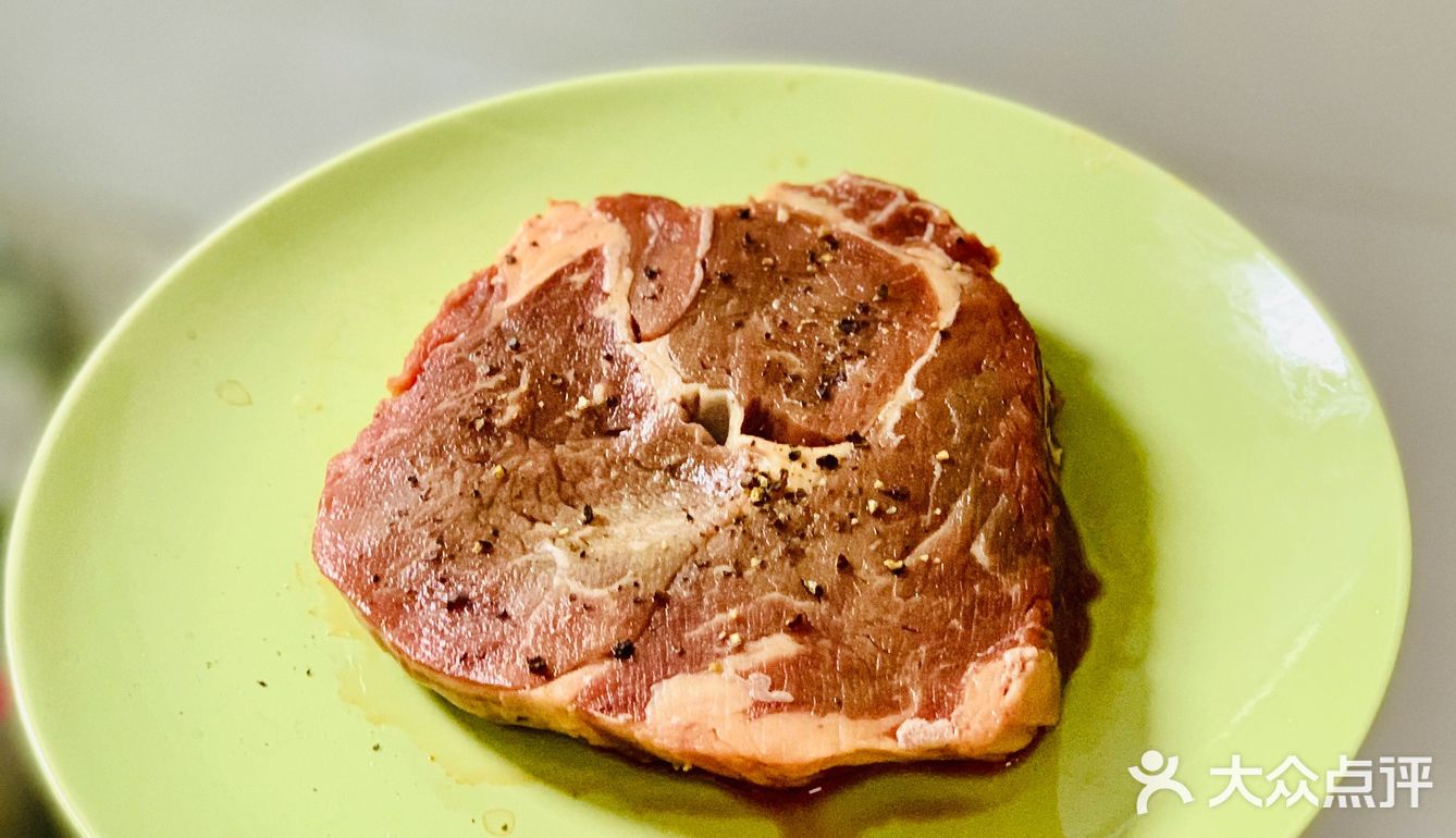 🎈美味在线—学着大厨煎黑椒牛排🥩