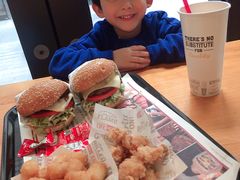 -The Habit Burger Grill 哈比特汉堡(复兴soho店)