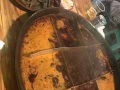 -岗上渣渣老火锅(两路口店)