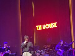 -TZ House音乐现场(来福士中心店)