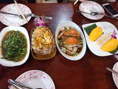 -Dang restaurant (patong phuket)