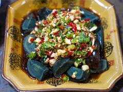 -黄利砖万峰林布依特色酸笋牛肉馆