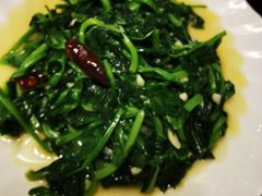 豌豆尖-跃进桥火烧鸡(怒江西岸店)