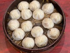 鲜肉小笼-公园饭店