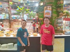 -四海一家自助餐(益田假日广场店)