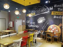 用餐区-City1+1城市比萨·意面(欧亚奥莱吉林街店)
