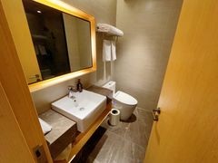 -全季酒店(大连星海公园店)