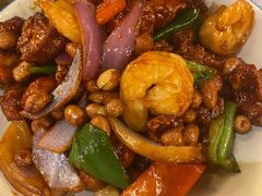 椒香虾仁爆鸡球-陈傻子餐厅(世纪都会店)
