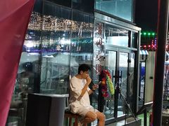 -东港音乐喷泉广场