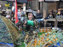 -崇明岛拓展训练真人CS镭战基地