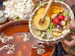 -阿山卓·野生菌火锅·纳西火塘烤肉