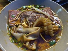 -周幺妹重庆老火锅(银泰城总店)