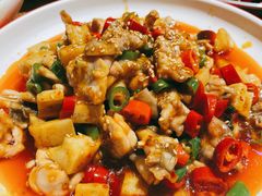 麻辣小炒牛蛙-叶派龙虾•招牌香辣蟹·海鲜(中海国际店)