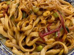 老北京炸酱面-门框胡同百年卤煮(新街口店)