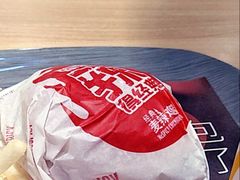 -麦当劳(新世纪环球中心店)