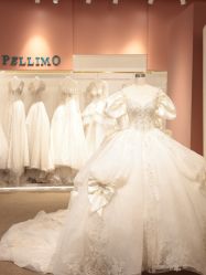-派丽莫Pellimo原创设计婚纱品牌