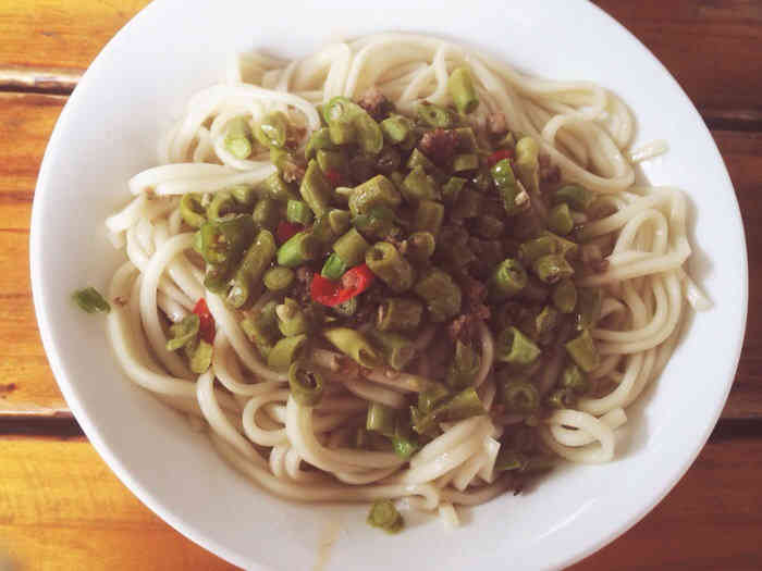 水碾河豇豆面-"娇子音乐厅旁边的小巷巷进切 居民小区一楼.