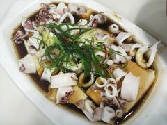 白灼鱿鱼-鑫悦楼煎蟹·16年海鲜大排档