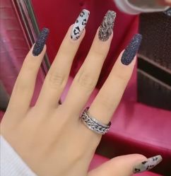 -LILY NAILS美甲美睫