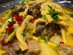 犇犇胶汁牛杂煲-胖哥俩肉蟹煲(湖滨银泰in77店)
