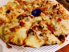 小龙虾披萨-咖梦餐厅 COMENG RESTAURANT