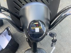 -爱玛电动车