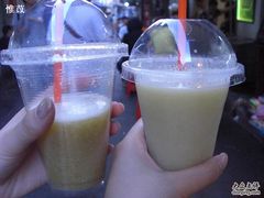 芭乐和猕猴桃-马拉桑果汁(龙头路总店)