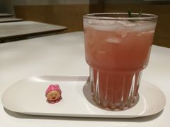 蜜桃乌龙茶-双风车咖啡馆 Twin Windmills(六道口店)