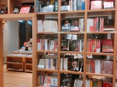 -百新书局(尚悦湾店)