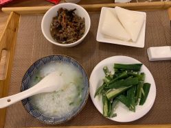 -海豚湾高端月子会所(黄浦店)