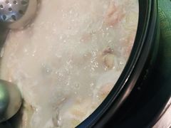 胡椒猪肚鸡-顺德公广东猪肚鸡·煲仔饭(白石洲店)