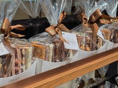 -Laderach 莱德拉(上海环贸iapm店)