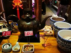 -野山舂·贵州现舂酸汤火锅(鸿通城店)