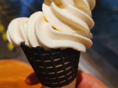 -喜茶(上海打浦桥日月光gelato lab+店)