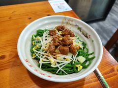 精瘦肉臊子面-手擀菠菜面(西康路店)