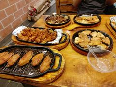 -老东镇啤酒屋海鲜加工·蒸汽海鲜·海鲜烧烤(台东店)