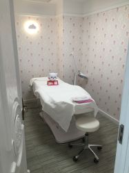 -咪咪比基尼脱毛专业店