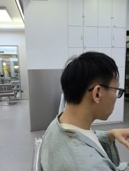 -首脑美发沙龙