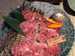 -山川小町·极番烧肉(新地假日广场店)