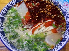 牛肉面-伊穆祥牛肉面总店·清真