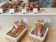 -VERIE BAKEHOUSE