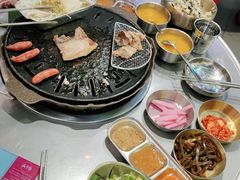 -玄希浪漫厨房·韩料烤肉(湖滨银泰in77店)