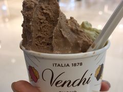 -VENCHI 闻绮(广州太古汇店)