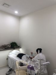 -苗方清颜专业祛痘·皮肤管理