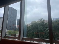 -大中华希尔顿酒店-念自助餐·嗨啤·小龙虾