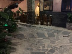 -泉城欧乐堡戏水湾艺术养生温泉