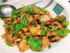 绿草地辣椒炒肉-绿草地·湘菜(7mall店)